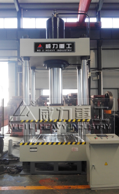 密胺成型四柱液压机安装调试前的准备工作