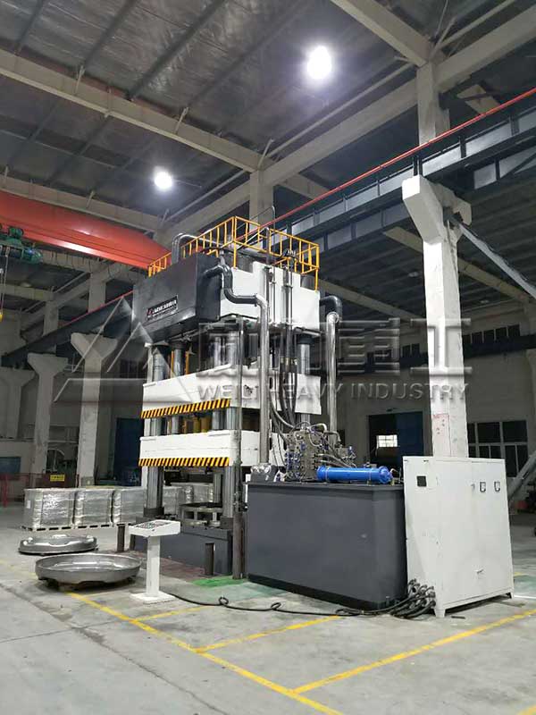 5000吨金属粉末成型液压机径向柱塞速度不稳原因
