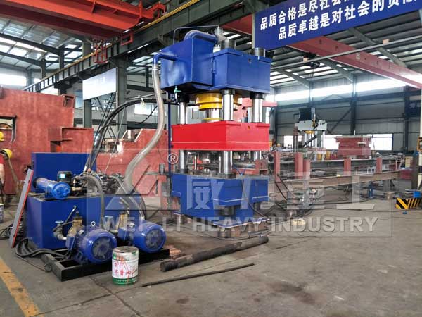 碳纤维滑雪手杖模压成型液压机工作的异常高压分析