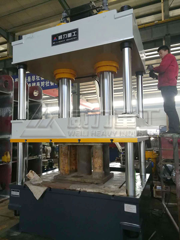 新型玻璃钢复合材料汽车工具包液压机比例液压溢流阀