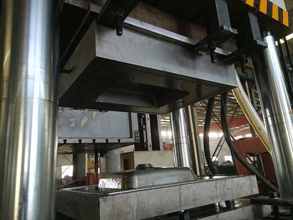 小推车车斗模具