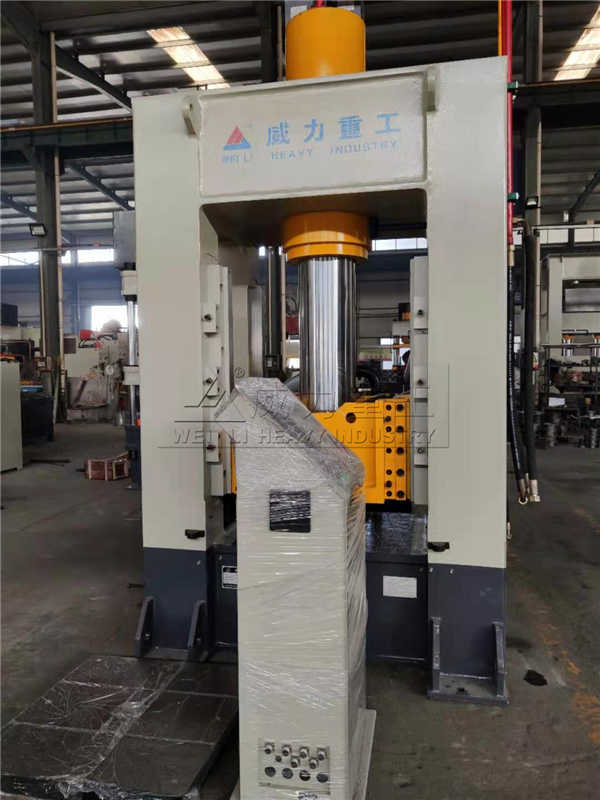 矿用W型钢带冲压成型液压机
