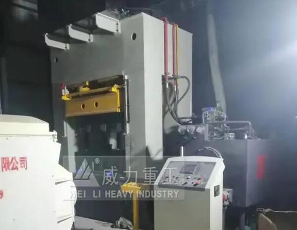 塑料托盘热压成型液压机